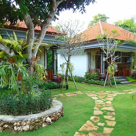 Arumanis Homestay Pecatu Buitenkant foto