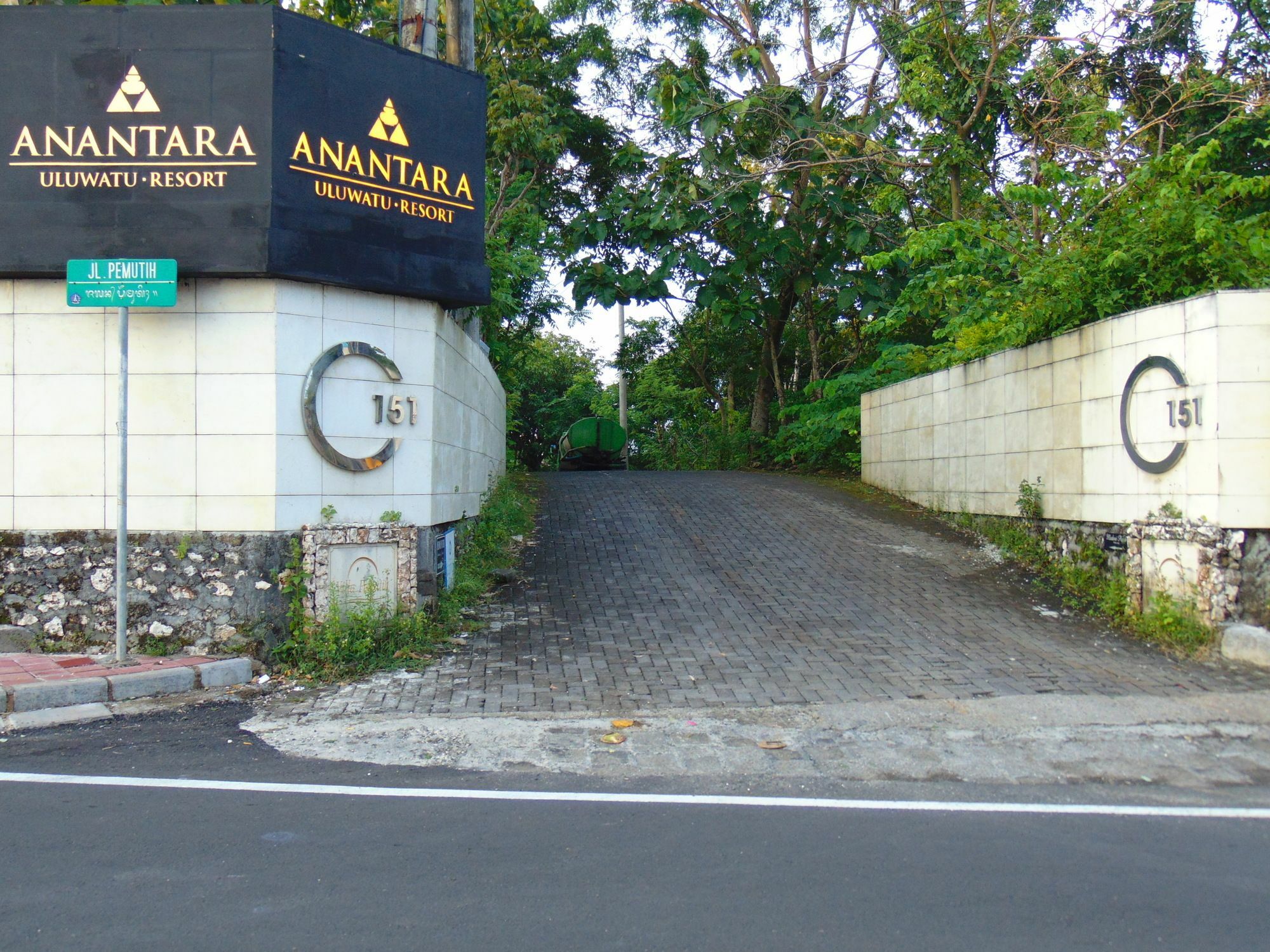 Arumanis Homestay Pecatu Buitenkant foto